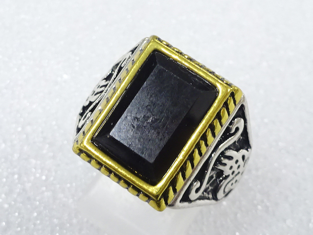 Japanese Kimono / Antique Accessories Metal